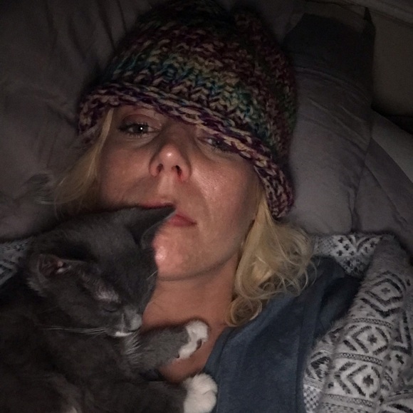 Meet your Posher, Sharlene - Picture 3 of 12